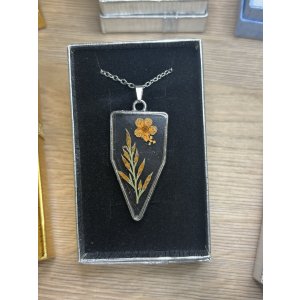 Collier pendentif Fleurs séchées - Divers coloris - Collier argent - Orange