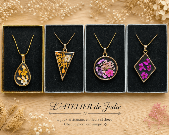 Collier pendentif Fleurs séchées - Divers coloris