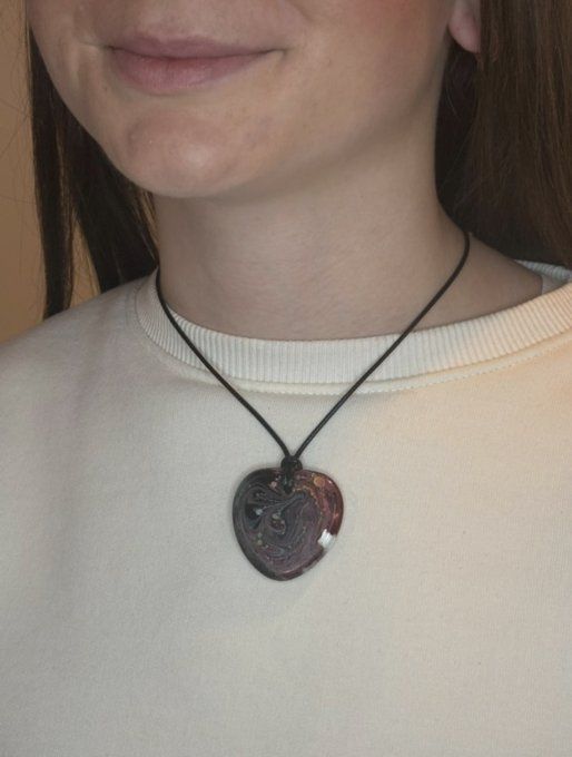 Collier cœur « Galaxie » Fait Main Unique en Résine Époxy