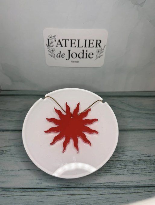 Collier « Soleil » rouge