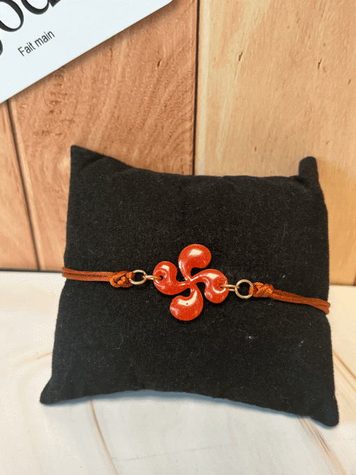 Bracelet petite croix basque - corail