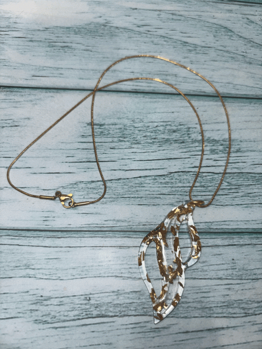 Collier Feuille dorée