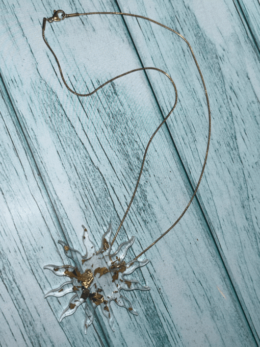 Collier « Soleil » doré