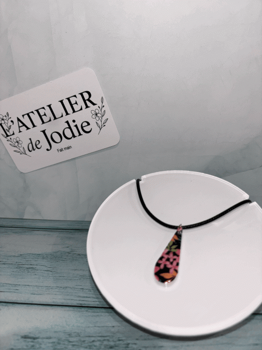 Collier pendentif avec image fleur de Tahiti