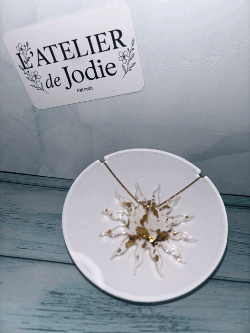 Collier « Soleil » doré