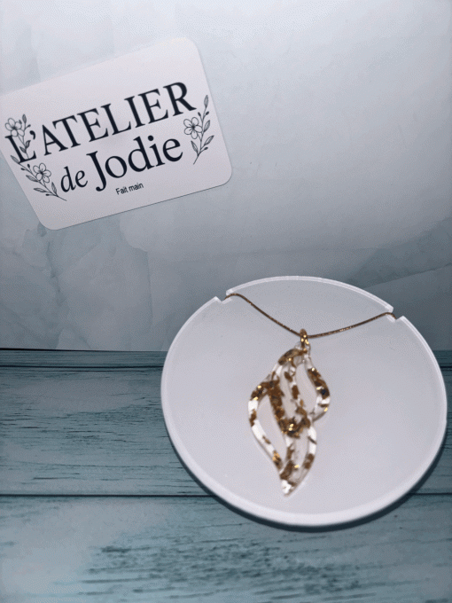 Collier Feuille dorée